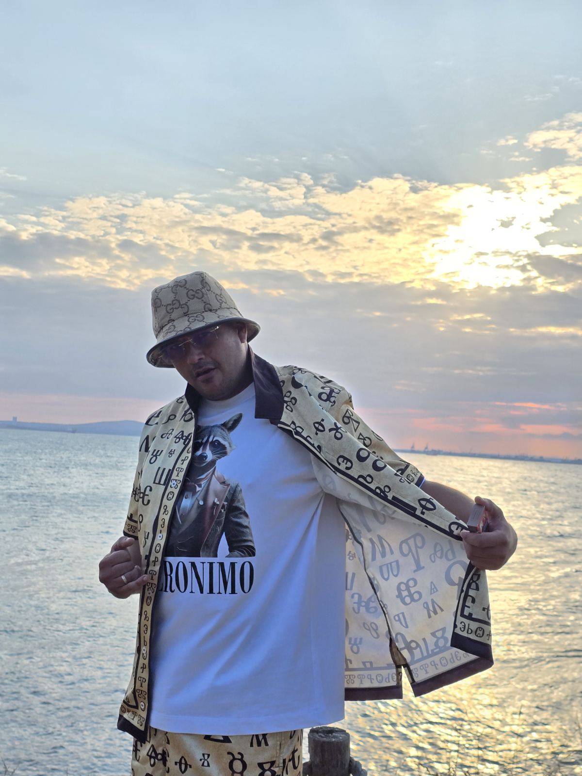 F.O. Глаголица Сатенен Комплект