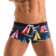 Мъжки бански боксер,  мъжки бански костюми, луксозни мъжки бански боксери, мъжки бански боксери 2019, нова колекция мъжки бански боксери, модерни мъжки бански боксери, гей бански боксери, модерни мъжки бански боксери, бански боксер